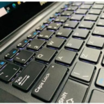 Dell Latitude 7280 Core i7 7th Gen Laptop – 8GB RAM, 256GB SSD | Free Bag & Savage Perfume - Image 2